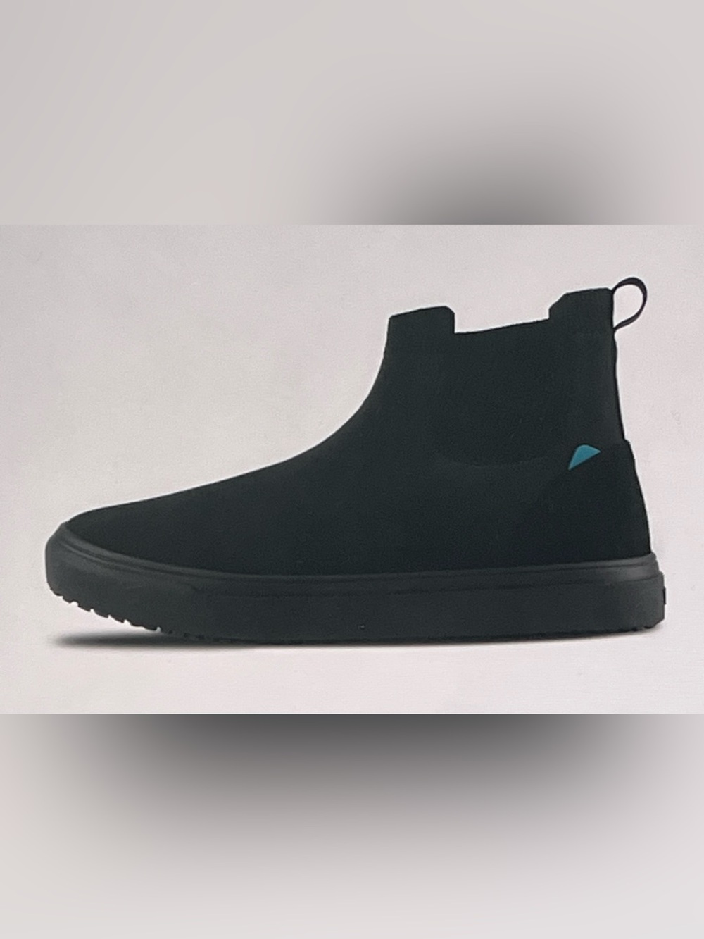 Vessi uptown Chelsea boot black NWOT waterproof Dyma-Tex technology